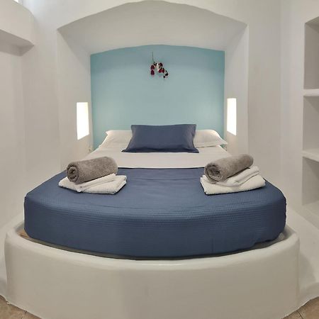 Blue Mare Apartments On The Beach Firopotamos Rum bild