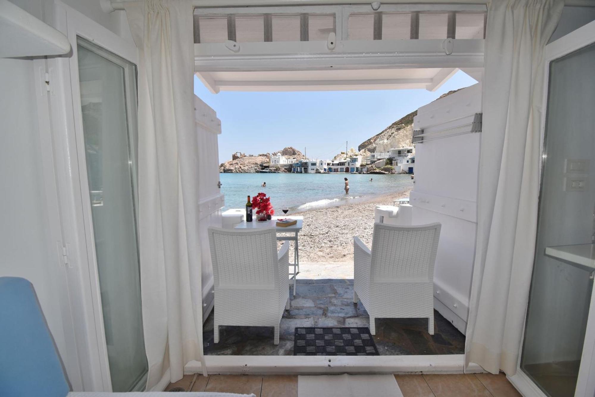 Blue Mare Apartments On The Beach Firopotamos Rum bild
