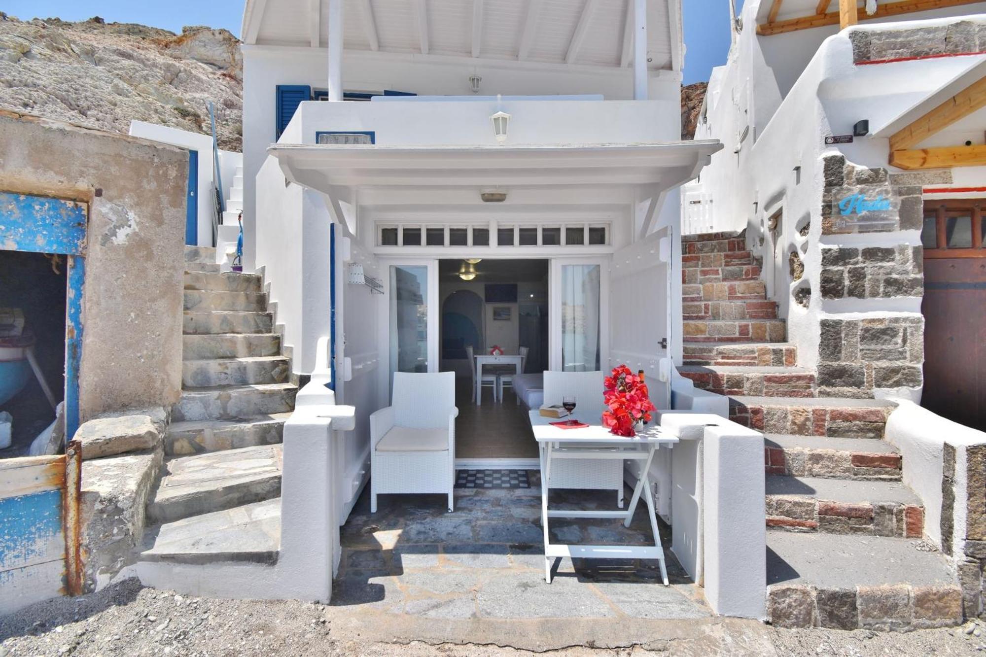 Blue Mare Apartments On The Beach Firopotamos Rum bild