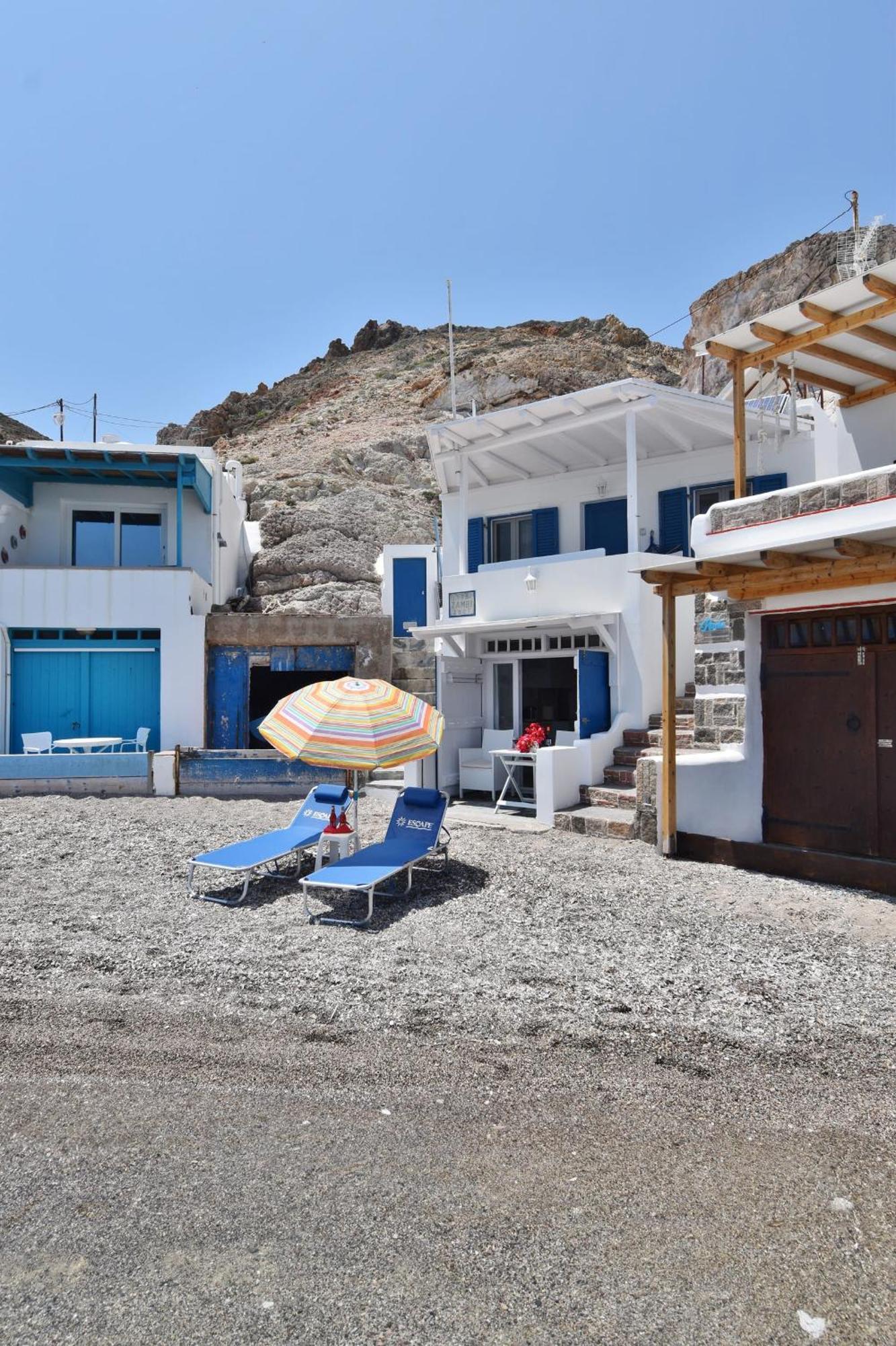 Blue Mare Apartments On The Beach Firopotamos Rum bild