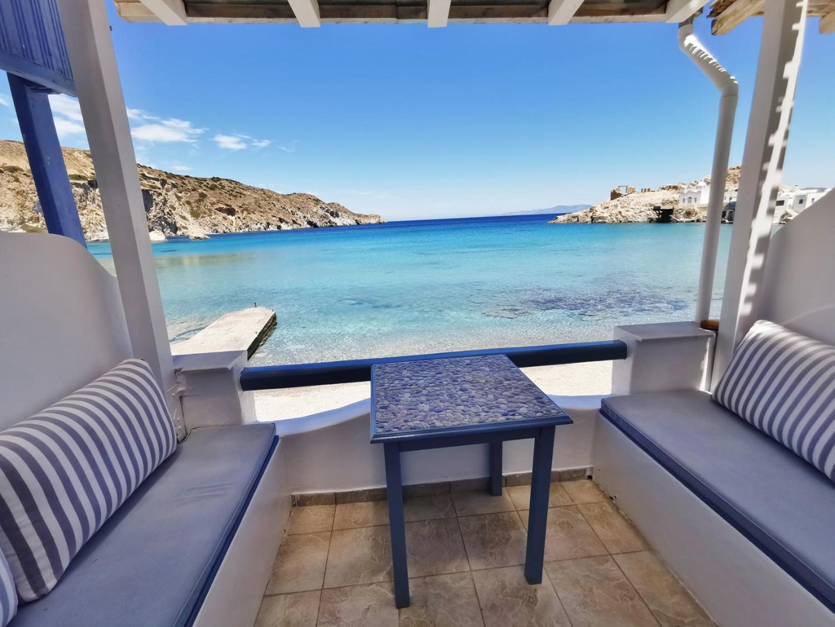 Blue Mare Apartments On The Beach Firopotamos Rum bild