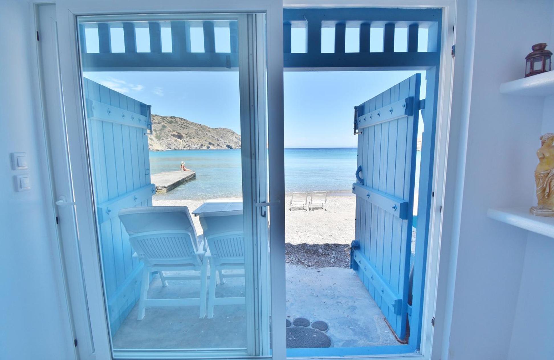 Blue Mare Apartments On The Beach Firopotamos Rum bild