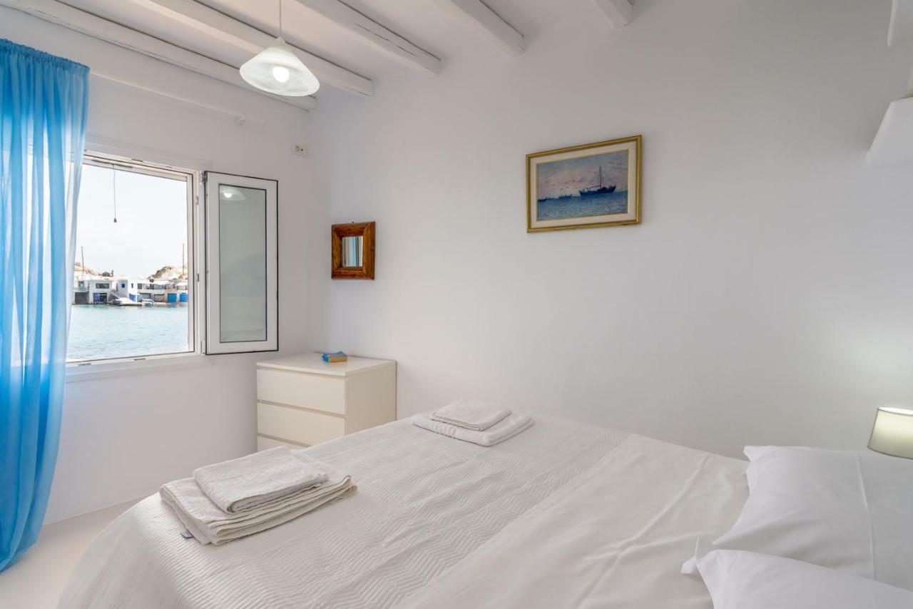 Blue Mare Apartments On The Beach Firopotamos Exteriör bild