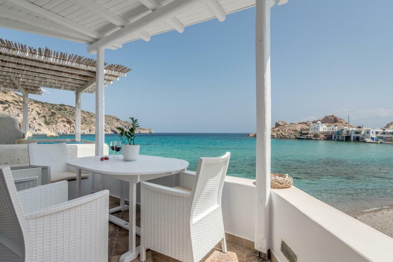 Blue Mare Apartments On The Beach Firopotamos Exteriör bild